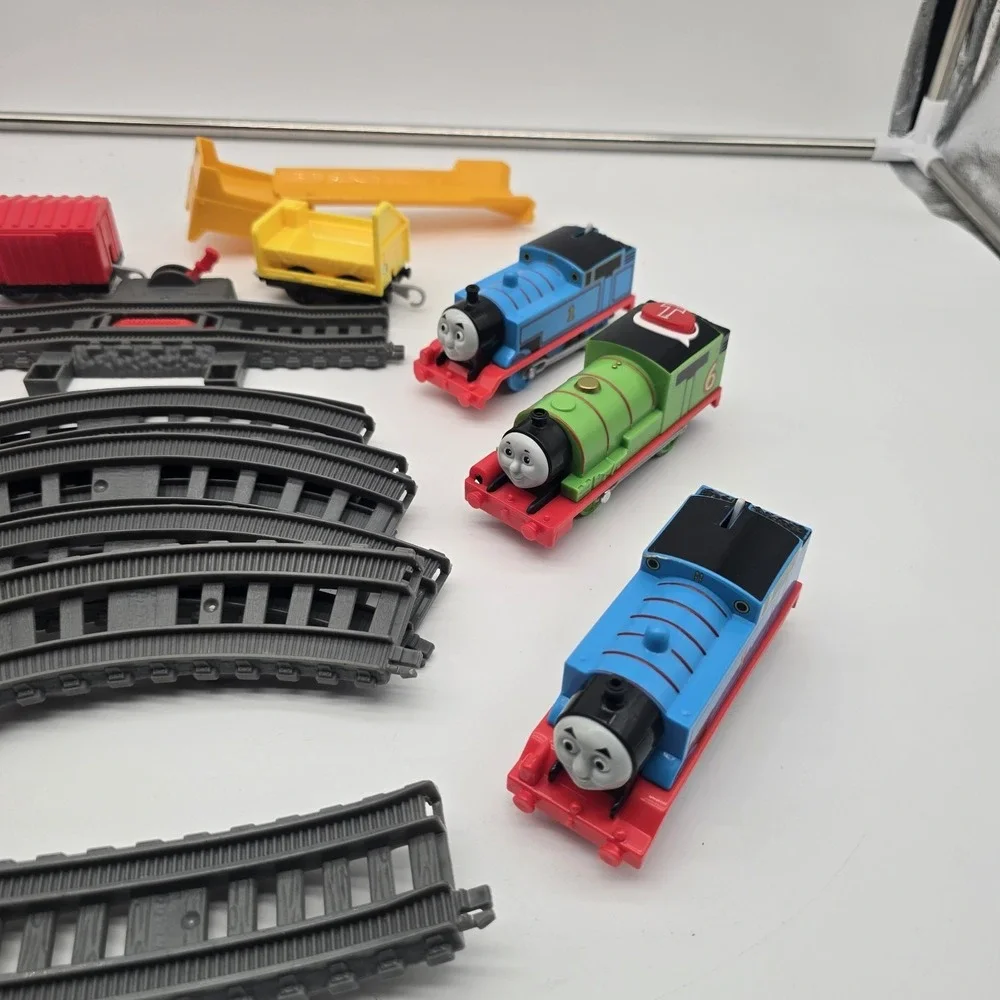 Thomas and Friends Lot Of 17 Pieces- Trackmaster Trains‎ & Track Various Items